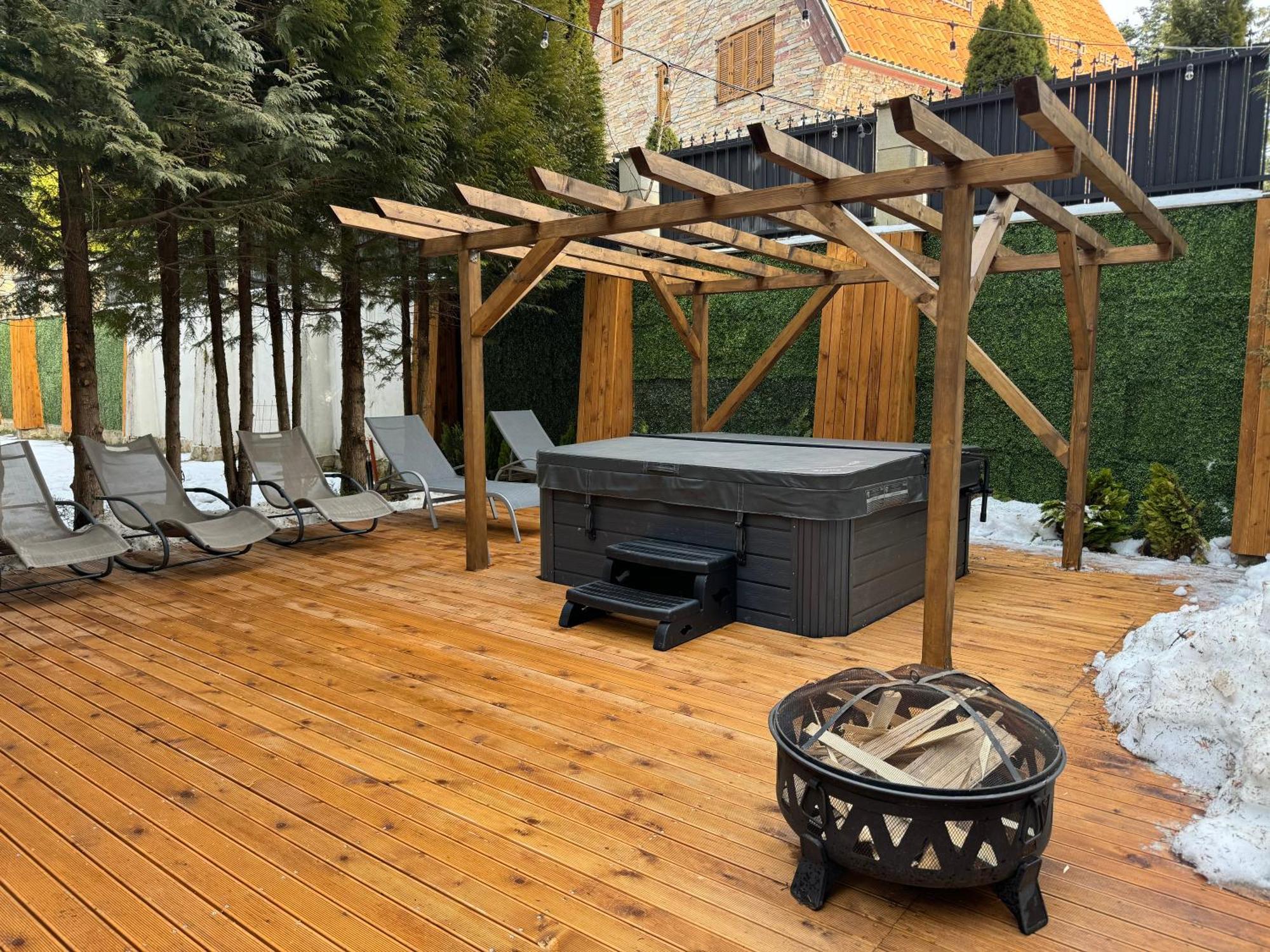 Villa Adis With Hot Pool & Jacuzzi By Bookvillabg Borovets Bagian luar foto