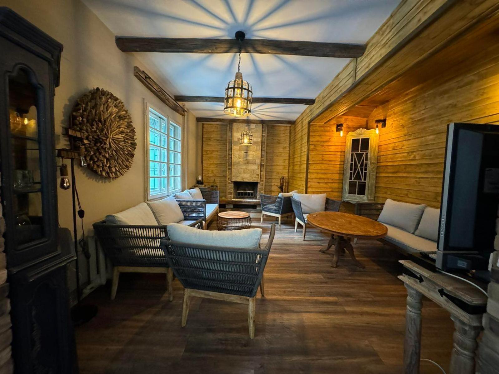 Villa Adis With Hot Pool & Jacuzzi By Bookvillabg Borovets Bagian luar foto